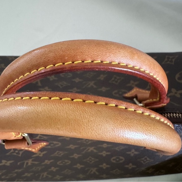 **SOLD** Louis Vuitton Speedy 40 - Picture 7 of 14